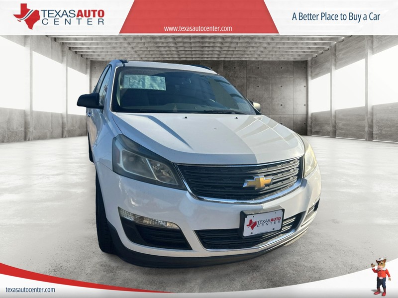 Chevrolet Traverse Vehicle Full-screen Gallery Image 2