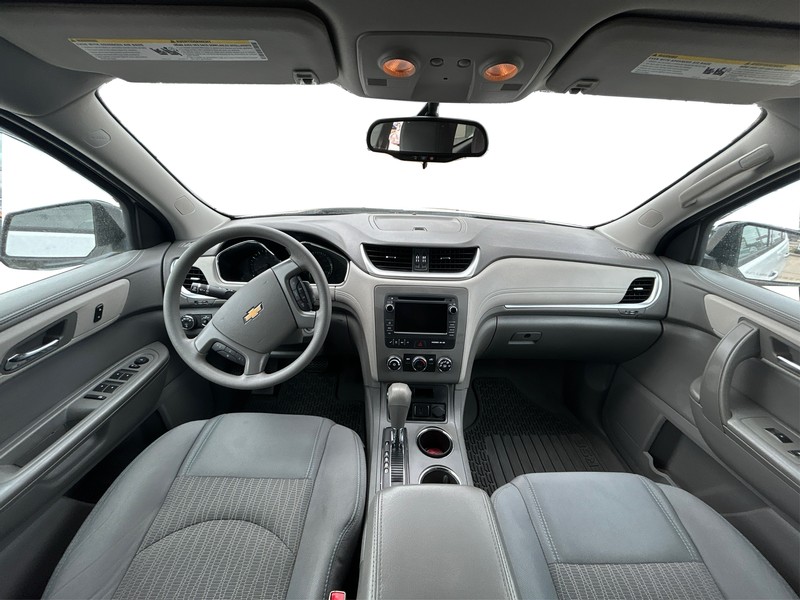 Chevrolet Traverse Vehicle Full-screen Gallery Image 18