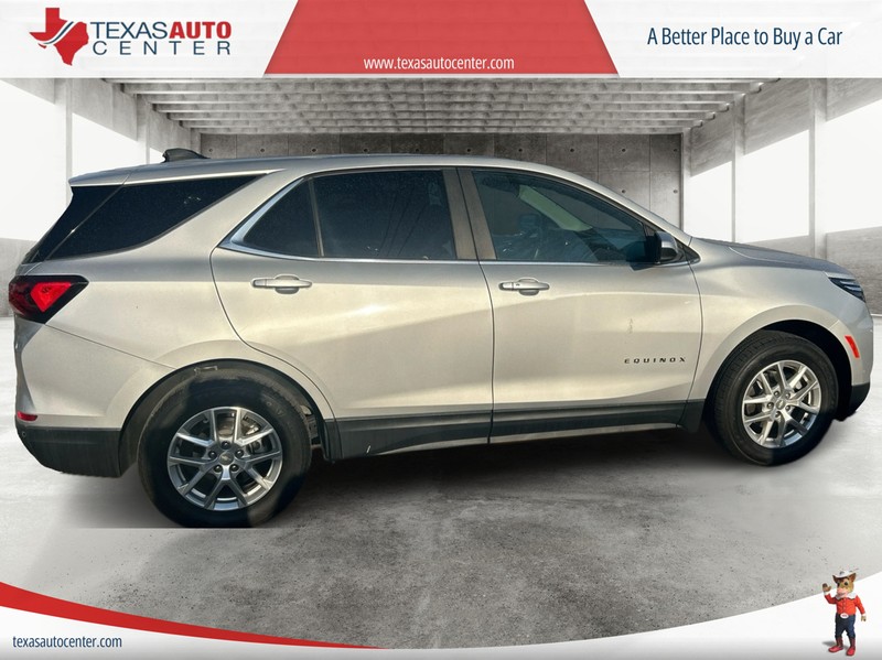 Chevrolet Equinox Vehicle Full-screen Gallery Image 4