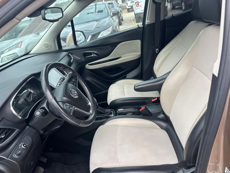 Buick Encore Vehicle Full-screen Gallery Image 8