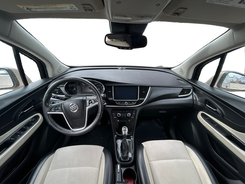 Buick Encore Vehicle Full-screen Gallery Image 19