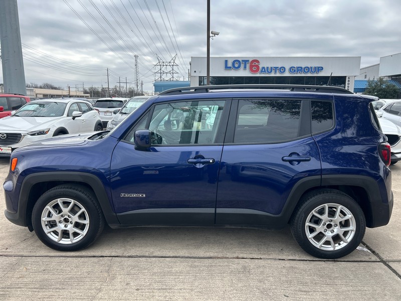 Jeep Renegade Vehicle Full-screen Gallery Image 16