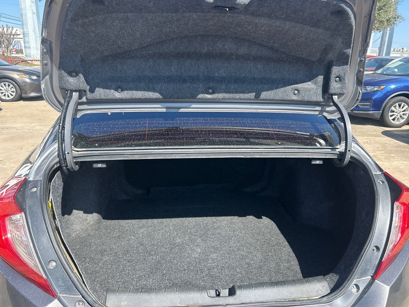 Honda Civic Sedan Vehicle Full-screen Gallery Image 3