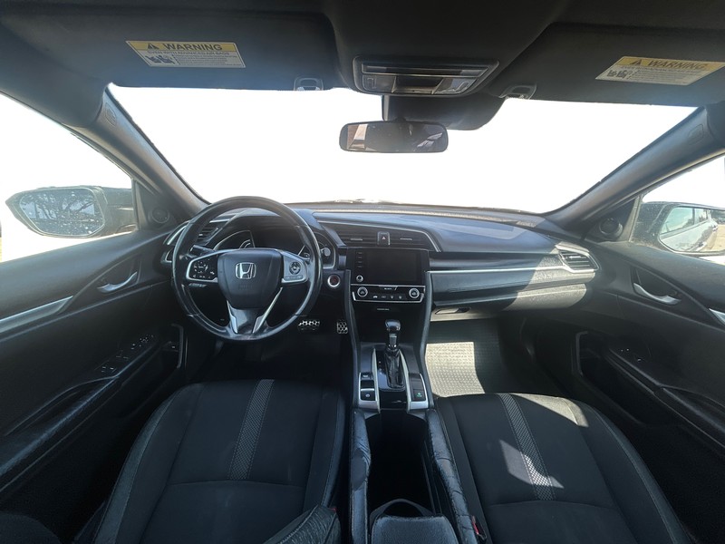 Honda Civic Sedan Vehicle Full-screen Gallery Image 7