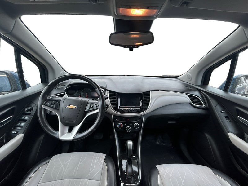 Chevrolet Trax Vehicle Full-screen Gallery Image 20