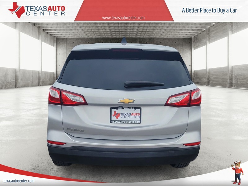 Chevrolet Equinox Vehicle Full-screen Gallery Image 6