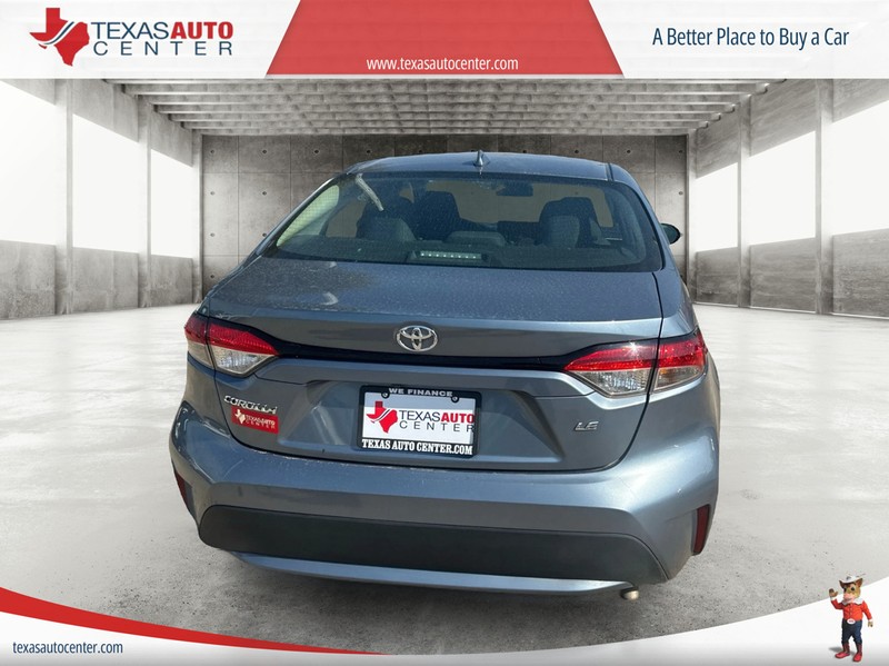 Toyota Corolla Vehicle Full-screen Gallery Image 5