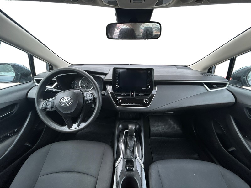 Toyota Corolla Vehicle Full-screen Gallery Image 19