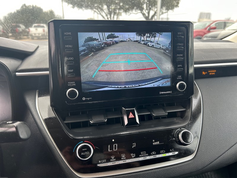 Toyota Corolla Vehicle Full-screen Gallery Image 20