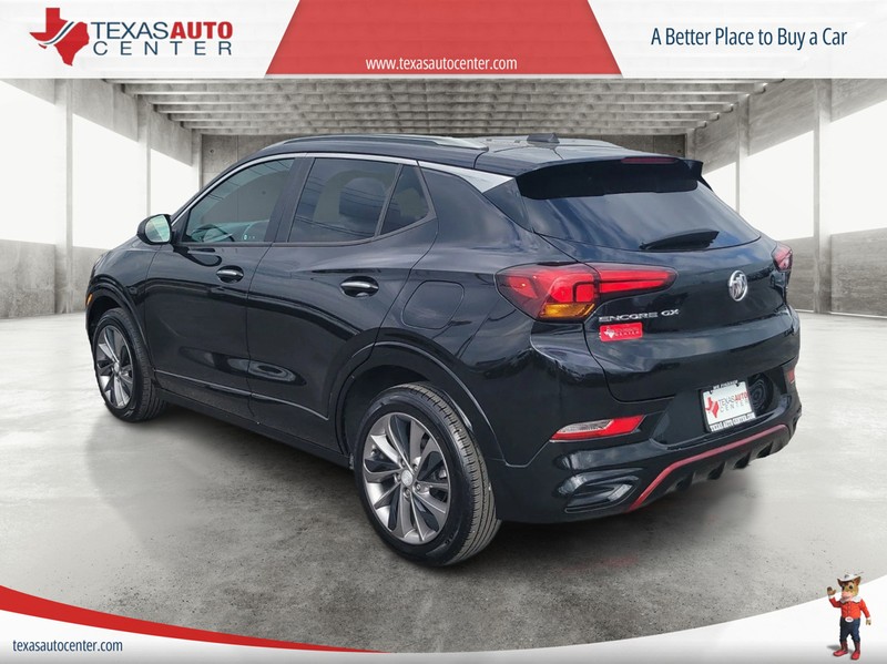 Buick Encore GX Vehicle Full-screen Gallery Image 8