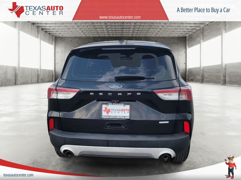 Ford Escape Vehicle Full-screen Gallery Image 6