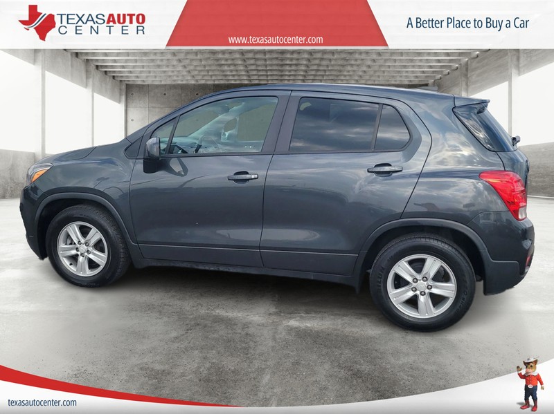 Chevrolet Trax Vehicle Full-screen Gallery Image 2