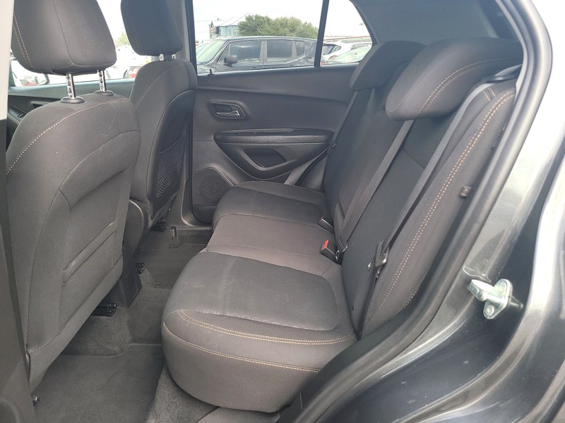 Chevrolet Trax Vehicle Full-screen Gallery Image 7