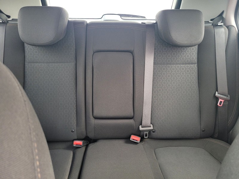 Chevrolet Trax Vehicle Full-screen Gallery Image 10