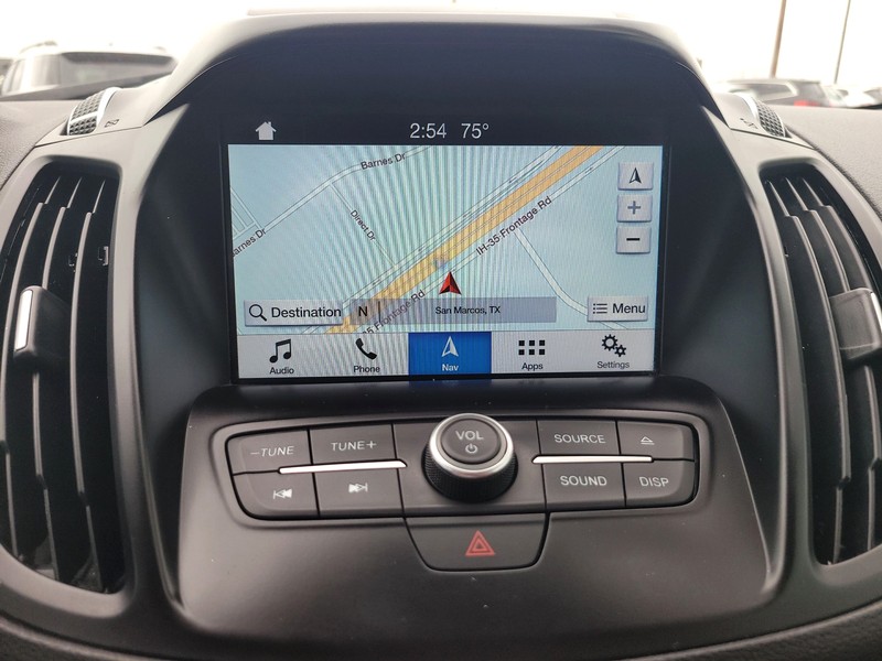 Ford Escape Vehicle Full-screen Gallery Image 17