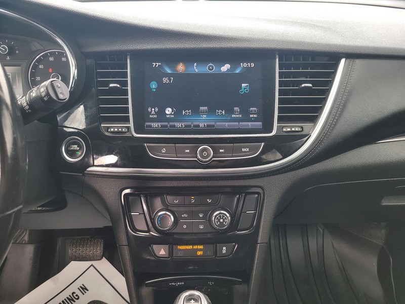 Buick Encore Vehicle Full-screen Gallery Image 12