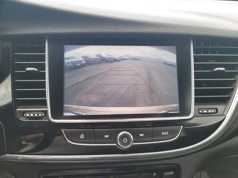 Buick Encore Vehicle Full-screen Gallery Image 17