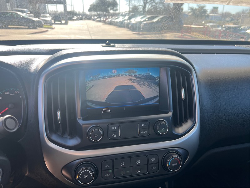 Chevrolet Colorado Vehicle Full-screen Gallery Image 13