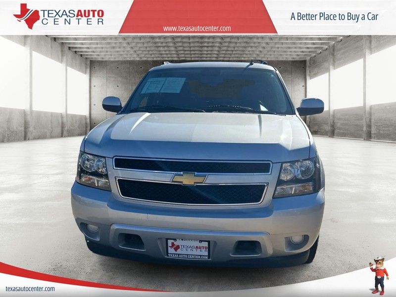 Chevrolet Avalanche Vehicle Full-screen Gallery Image 3