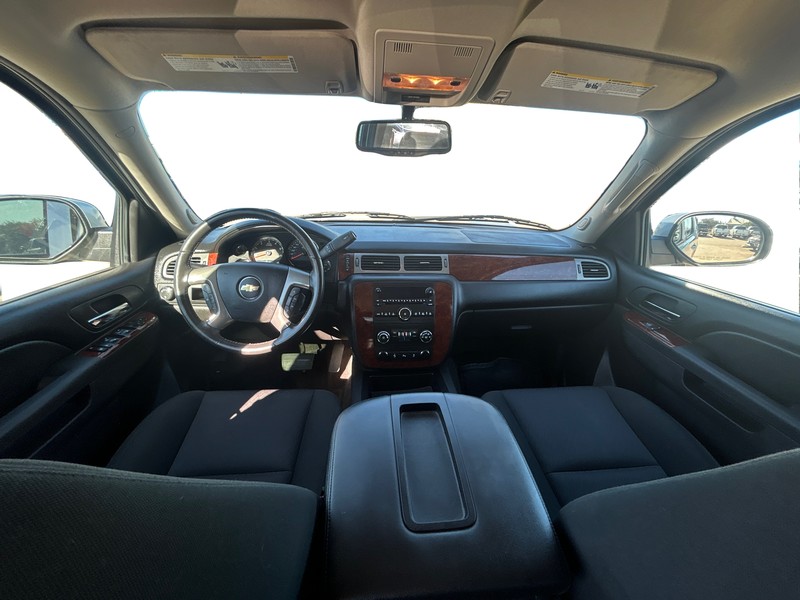 Chevrolet Avalanche Vehicle Full-screen Gallery Image 14