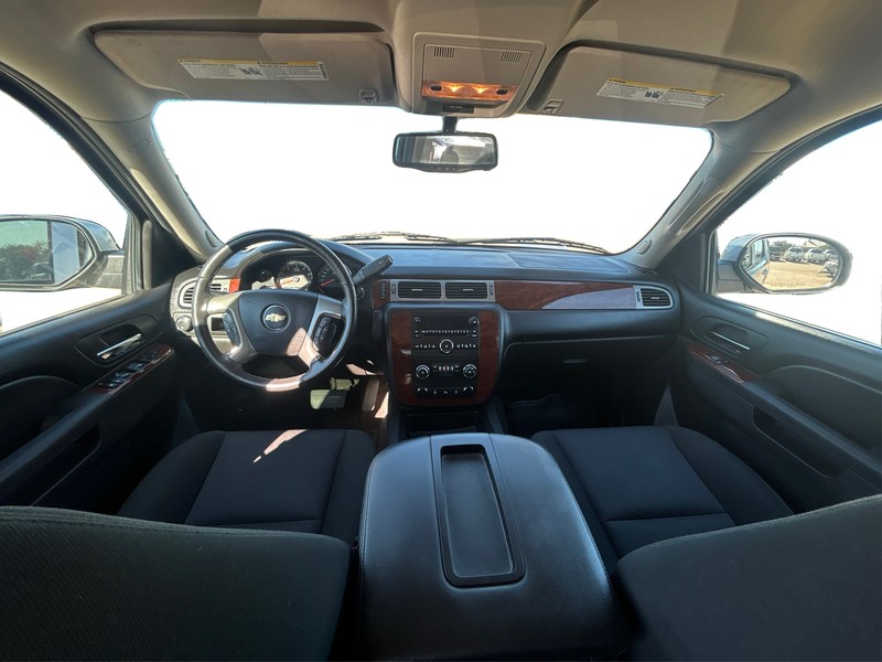 Chevrolet Avalanche Vehicle Full-screen Gallery Image 15