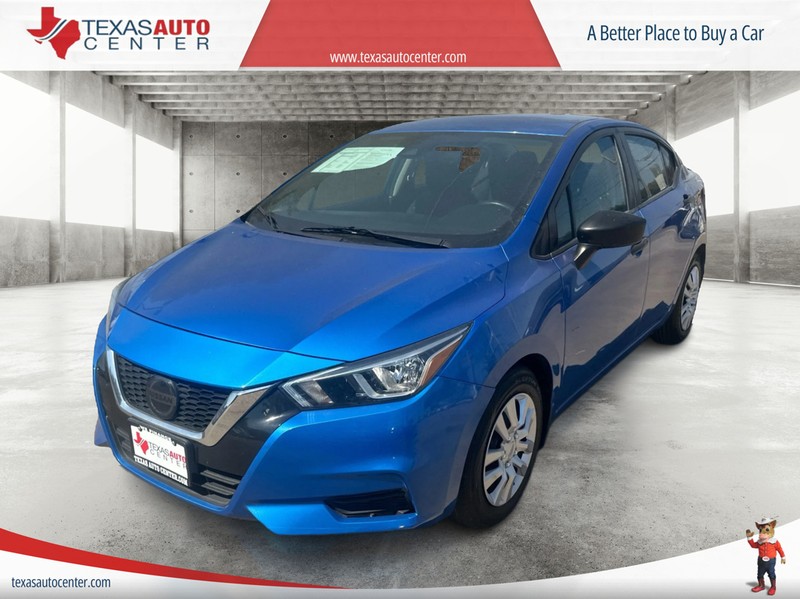 Nissan Versa Vehicle Full-screen Gallery Image 2