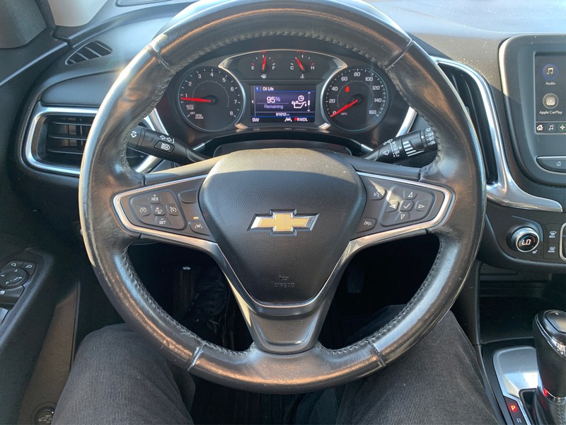 Chevrolet Equinox Vehicle Full-screen Gallery Image 7