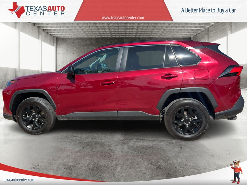 Toyota RAV4 Vehicle Full-screen Gallery Image 5