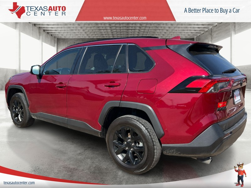 Toyota RAV4 Vehicle Full-screen Gallery Image 8