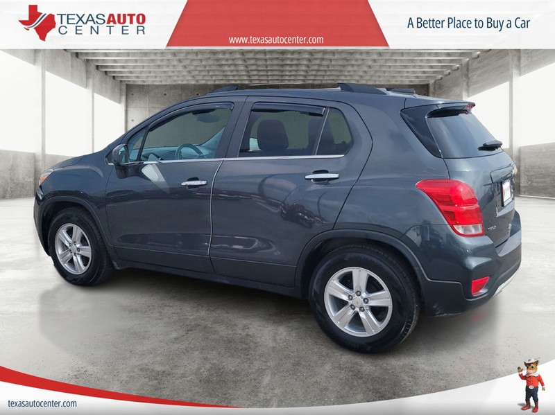 Chevrolet Trax Vehicle Full-screen Gallery Image 2