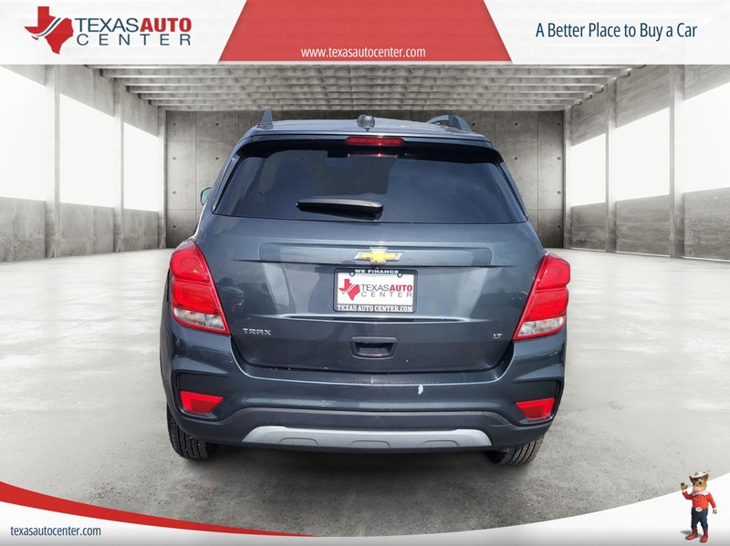 Chevrolet Trax Vehicle Full-screen Gallery Image 8