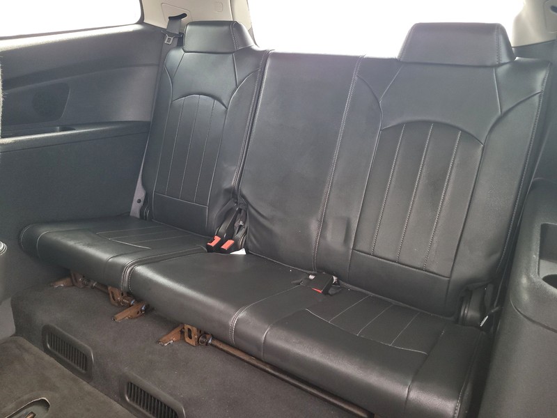 Chevrolet Traverse Vehicle Full-screen Gallery Image 18