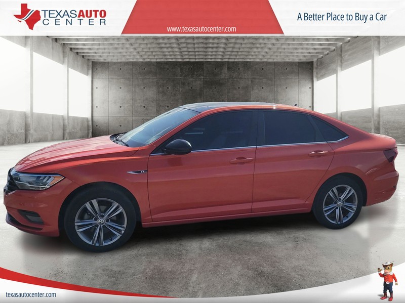 Volkswagen Jetta Vehicle Full-screen Gallery Image 2