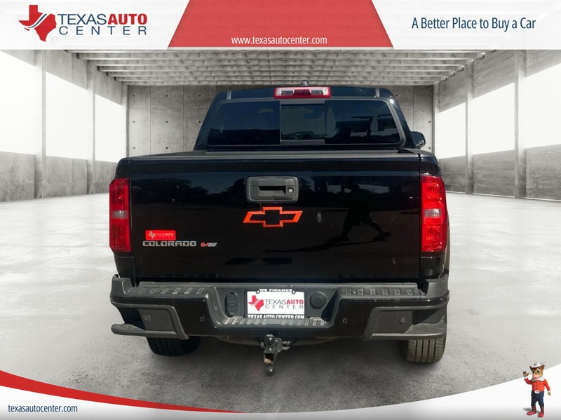 Chevrolet Colorado Vehicle Full-screen Gallery Image 6