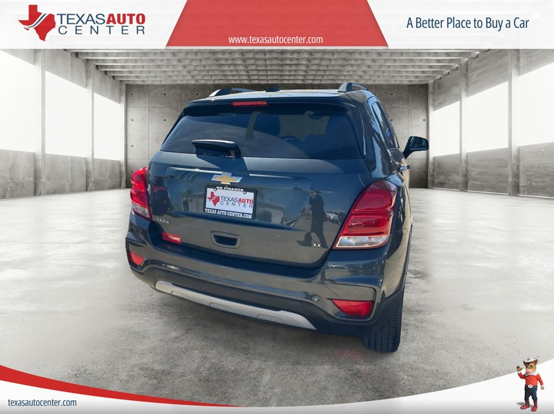 Chevrolet Trax Vehicle Full-screen Gallery Image 6