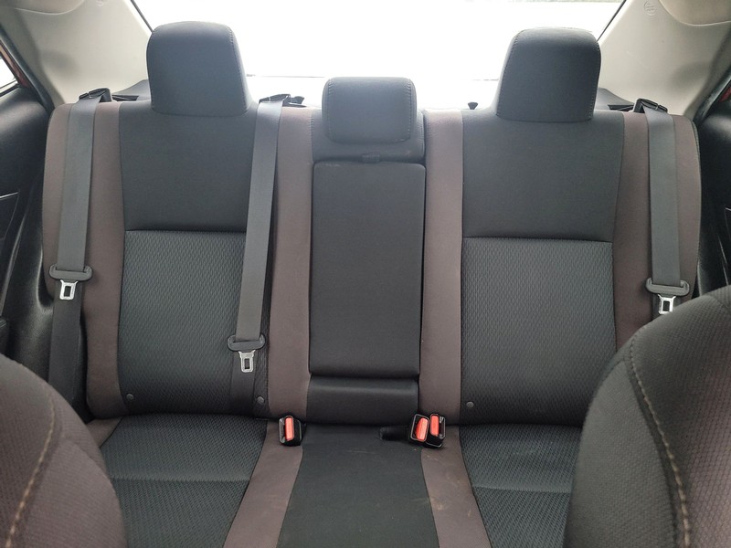 Toyota Corolla Vehicle Full-screen Gallery Image 12