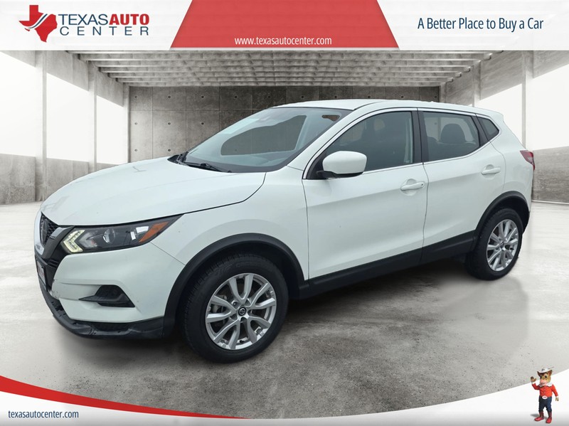 Nissan Rogue Sport Vehicle Full-screen Gallery Image 02