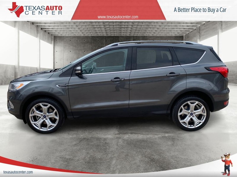 Ford Escape Vehicle Full-screen Gallery Image 5