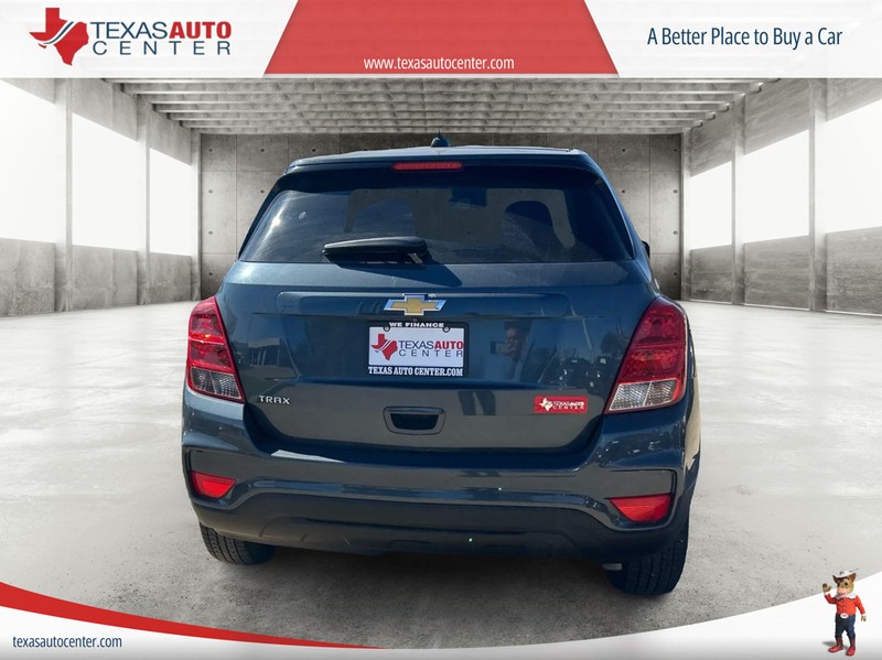 Chevrolet Trax Vehicle Full-screen Gallery Image 6