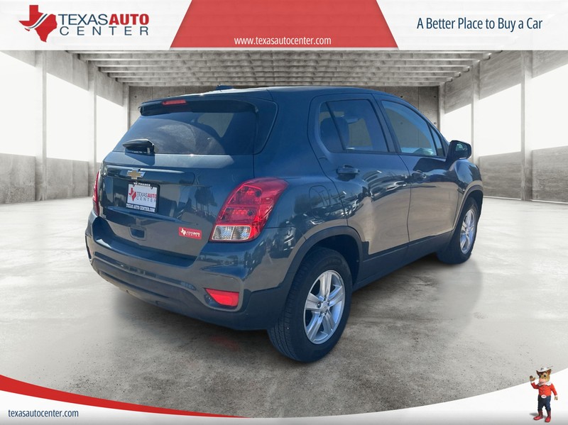 Chevrolet Trax Vehicle Full-screen Gallery Image 7