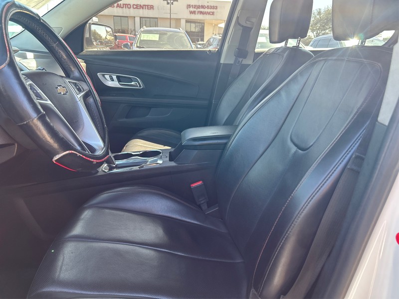 Chevrolet Equinox Vehicle Full-screen Gallery Image 09