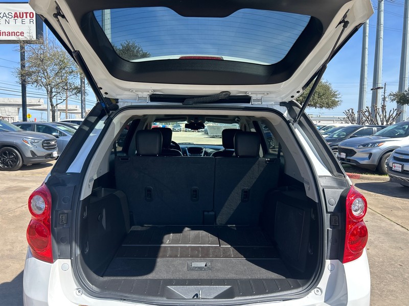 Chevrolet Equinox Vehicle Full-screen Gallery Image 11