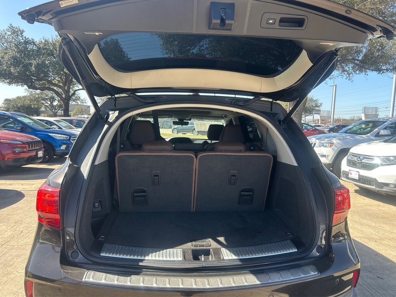 Acura MDX Vehicle Full-screen Gallery Image 10