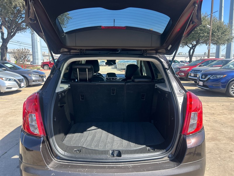 Buick Encore Vehicle Full-screen Gallery Image 10