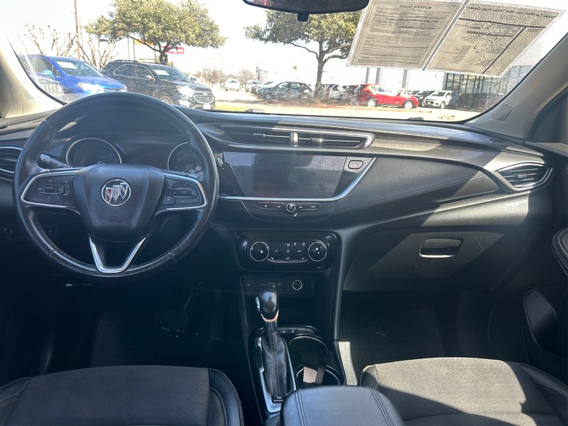 Buick Encore GX Vehicle Full-screen Gallery Image 11