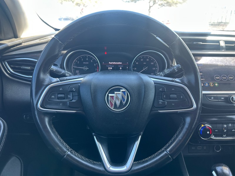 Buick Encore GX Vehicle Full-screen Gallery Image 13