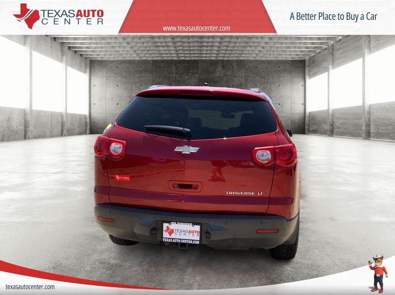 Chevrolet Traverse Vehicle Full-screen Gallery Image 06