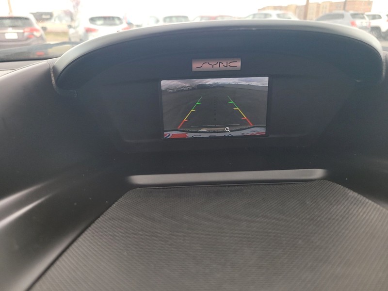 Ford Escape Vehicle Full-screen Gallery Image 17