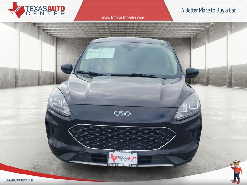 Ford Escape Vehicle Full-screen Gallery Image 03