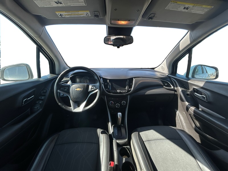 Chevrolet Trax Vehicle Full-screen Gallery Image 15